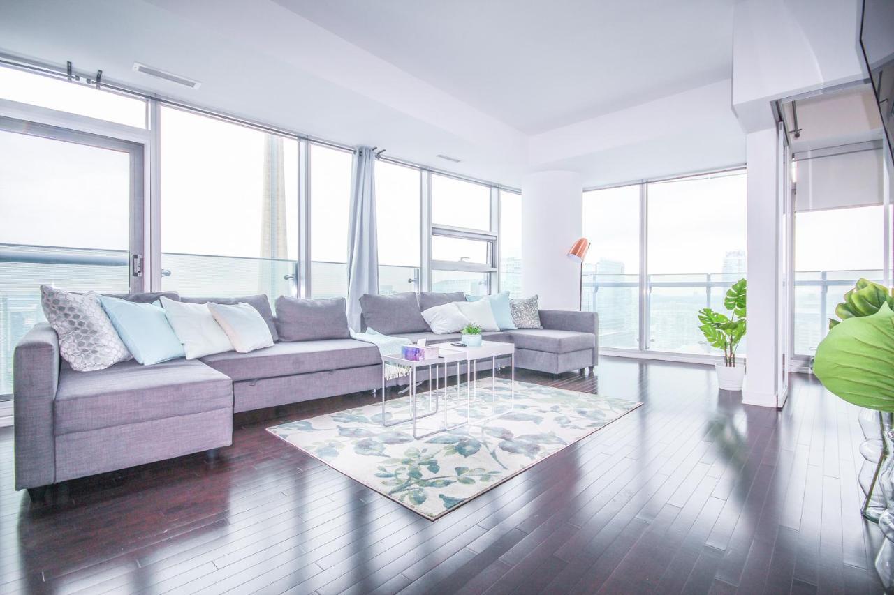 Sarkar Suites - Entertainment District Торонто Екстериор снимка